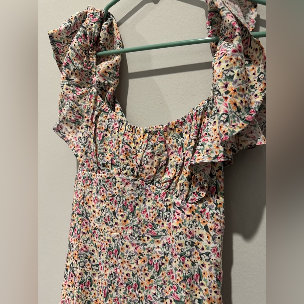 NWT Floral Ruffle Dress - Picture 2 of 8